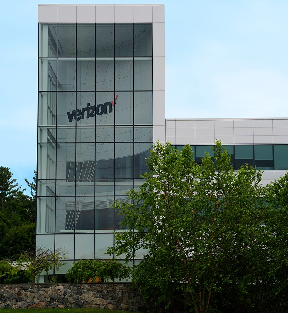 Verizon logo Hero Verizon logo Hero